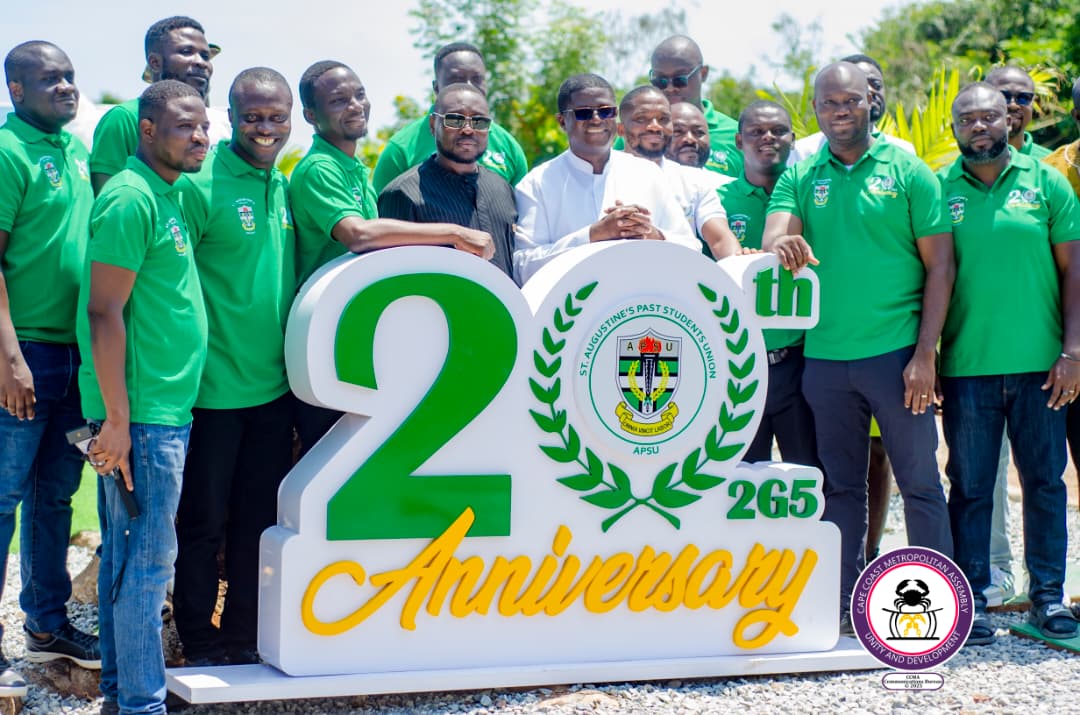Mayor Commends APSU 2005 Group for Renovating Staff Apartment at St. Augustine’s College