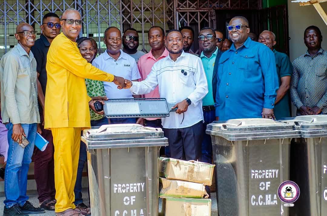 Cape Coast Mayor Tours 12 SHS Institutions