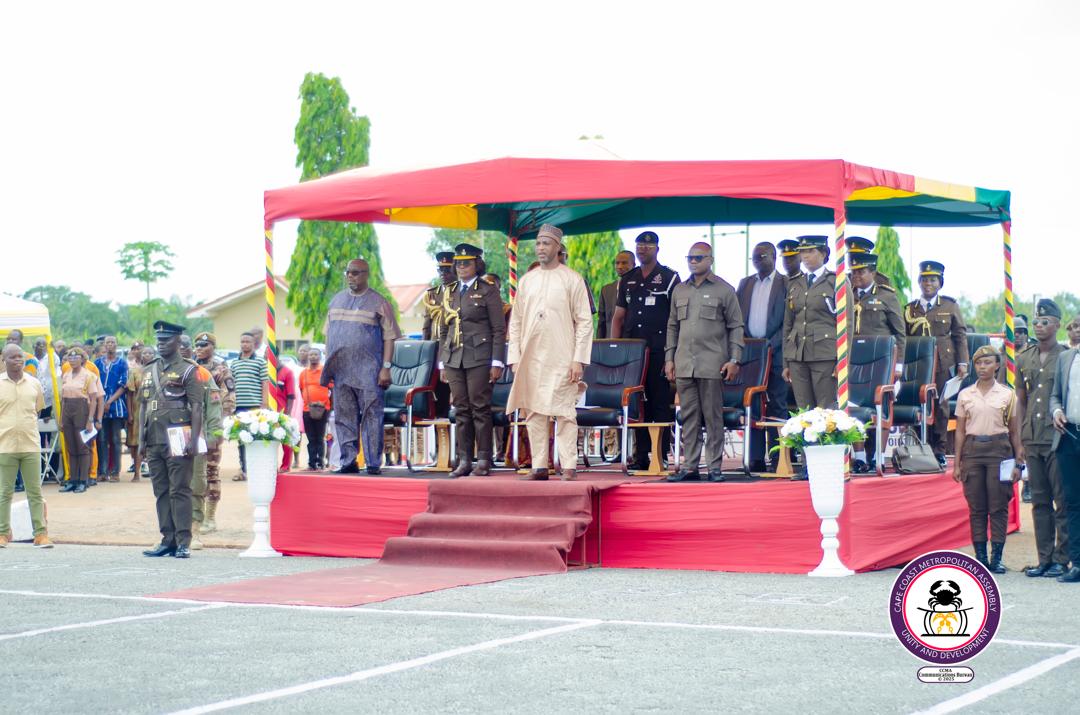 Mayor attends Passing-out Parade of Prison Officers